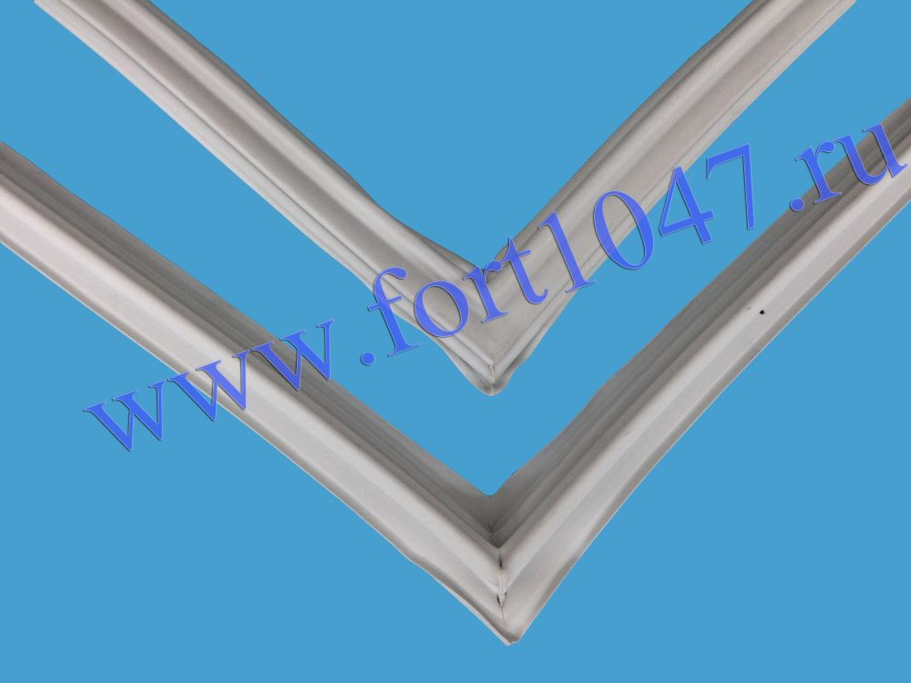 Уплотнитель Бирюса паз Б-136 ХК
